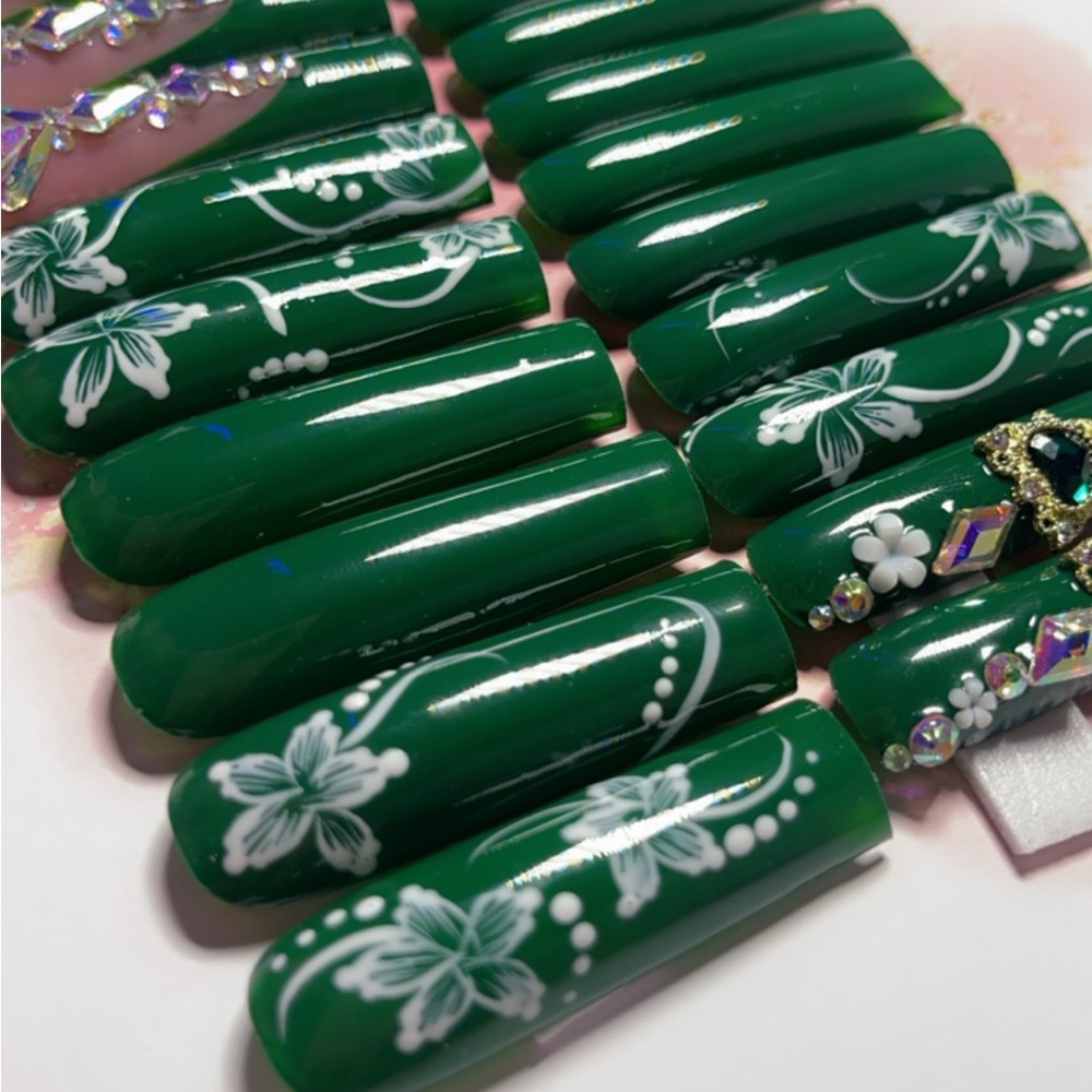 Hand made press on nails